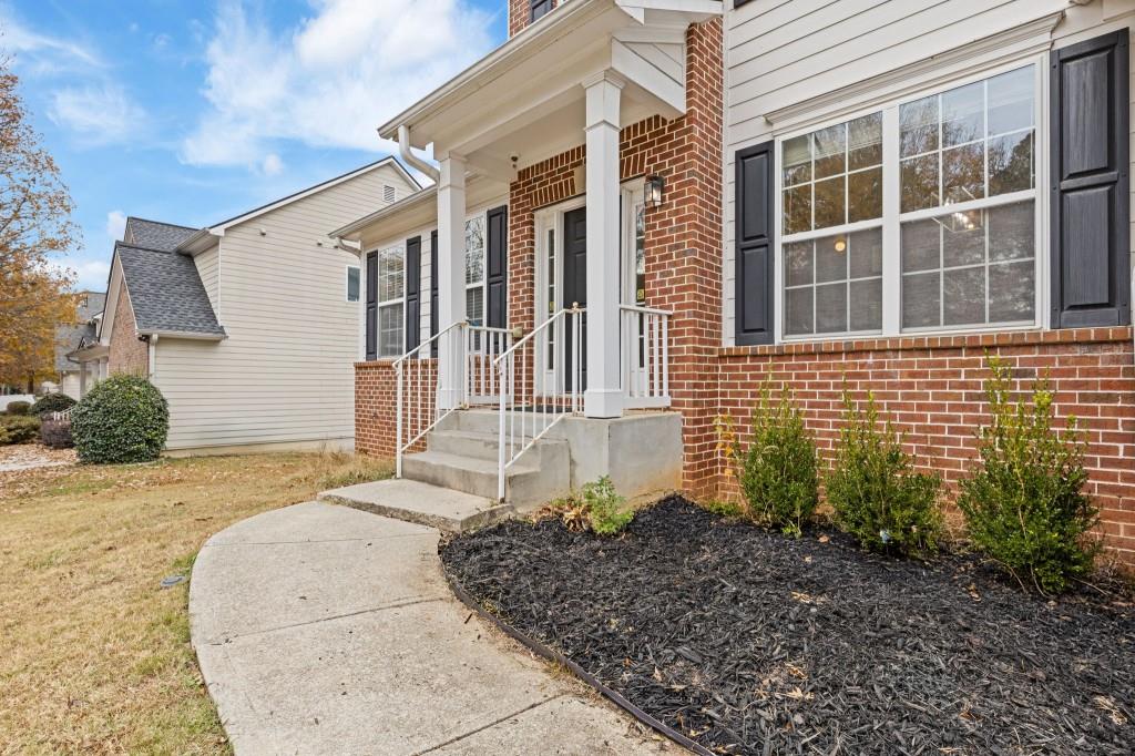 2813 Glenlocke Way NW