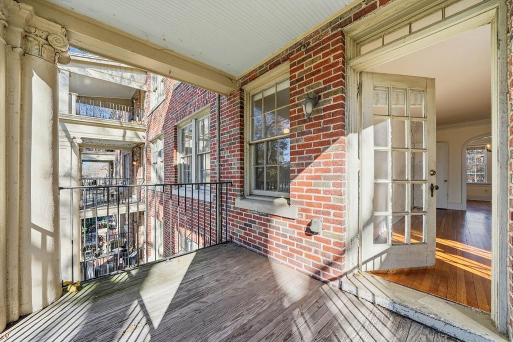 2814 Peachtree Road NW Unit 4