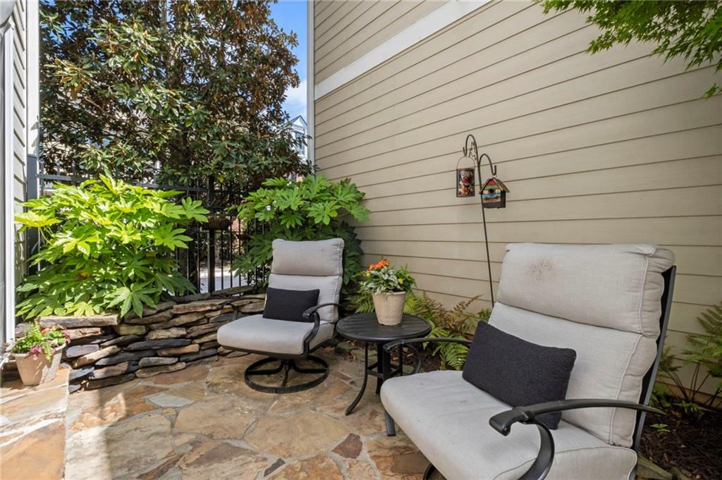 120 Kendemere Pointe