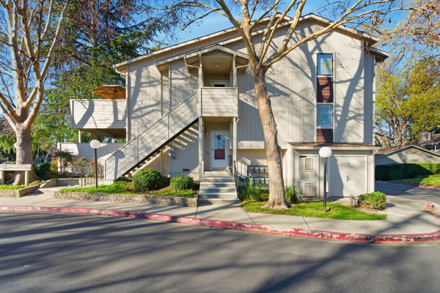 3871 Panda Court