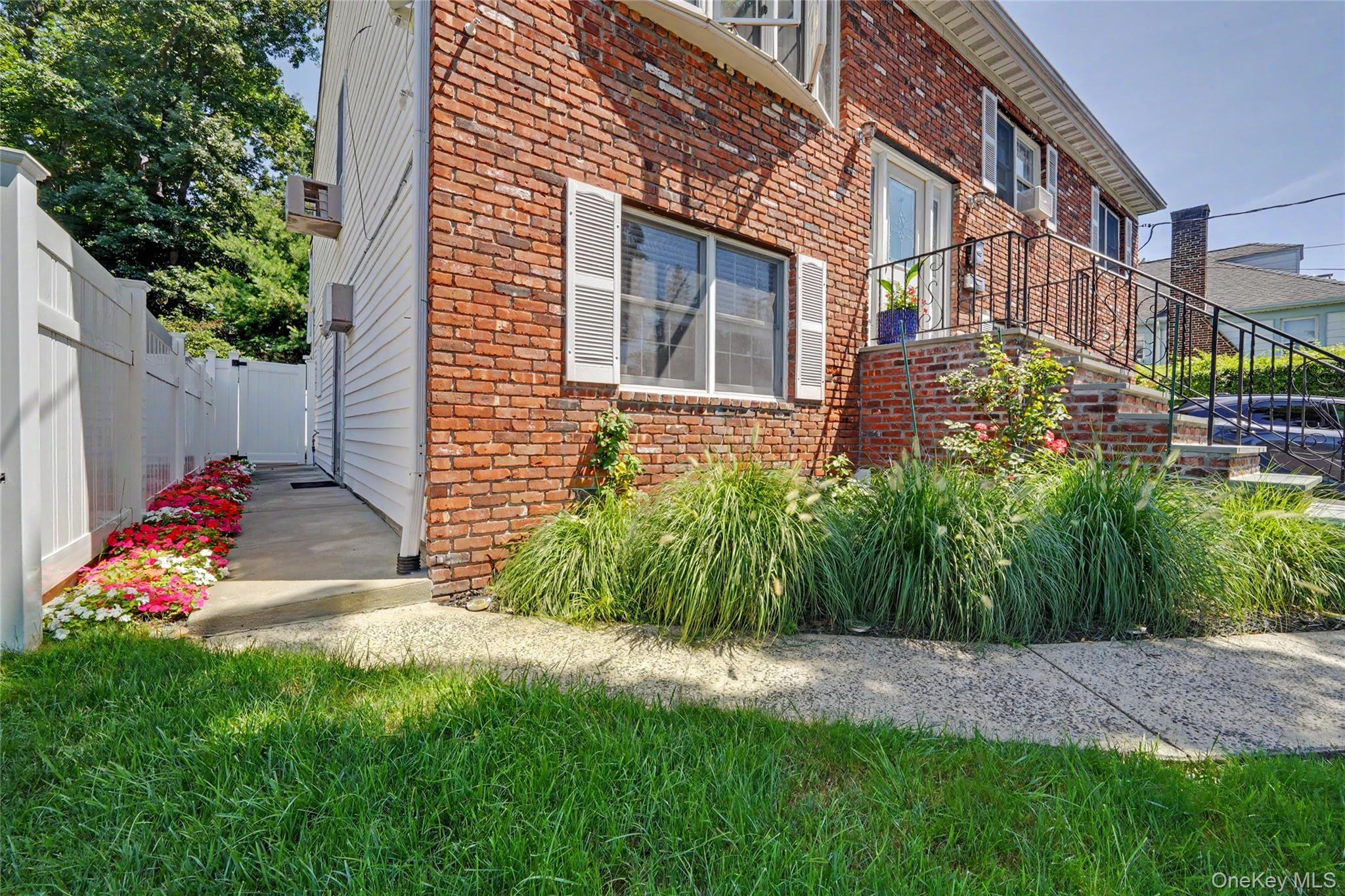 46 Homewood Avenue Unit: 1L
