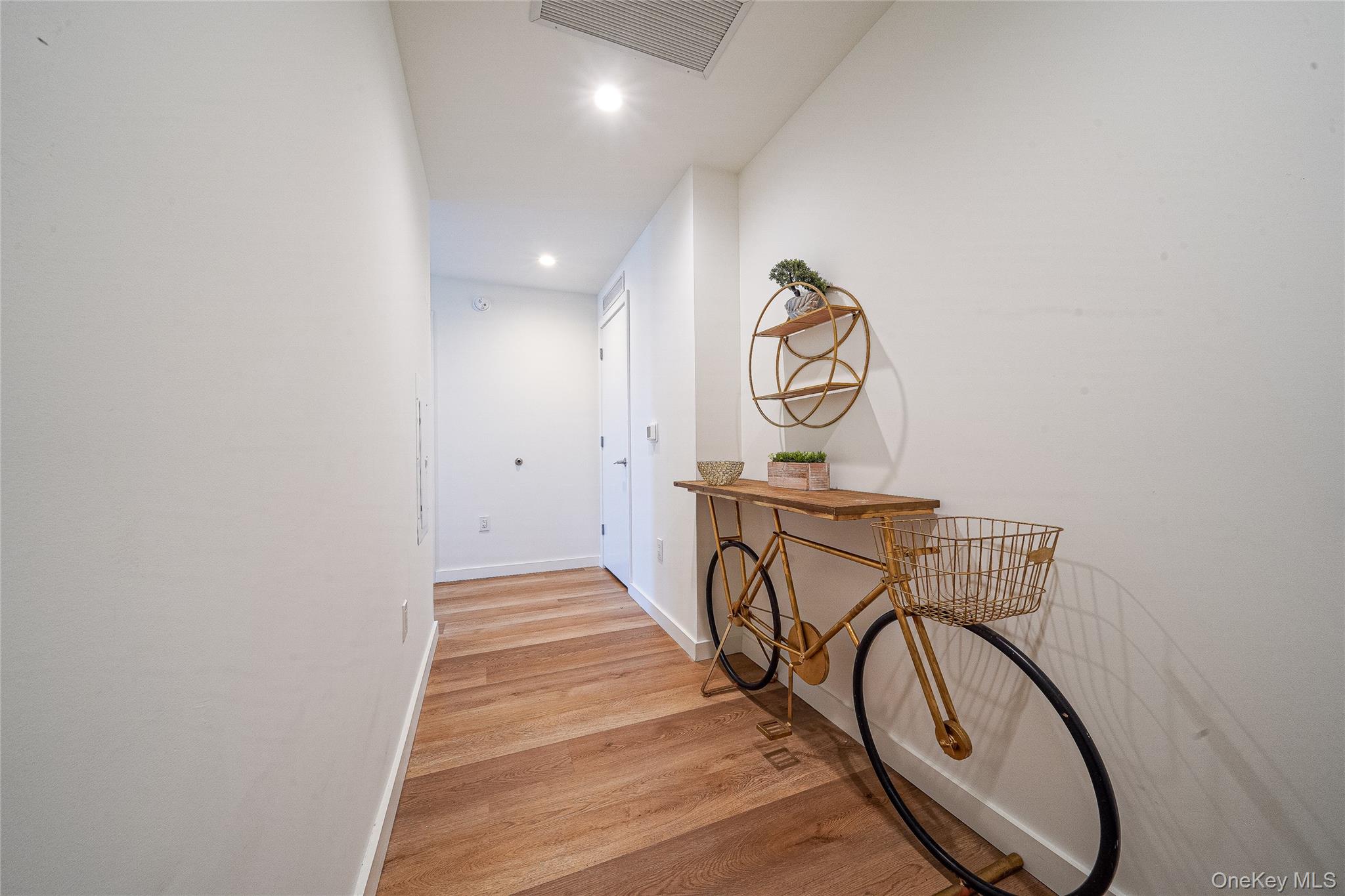 50 Clinton Place Unit: Locust Street