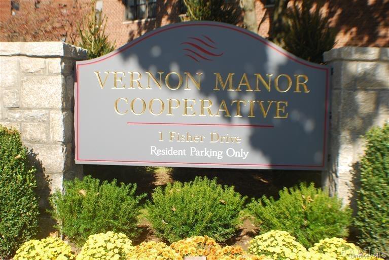 1 Fisher Drive Unit: 204