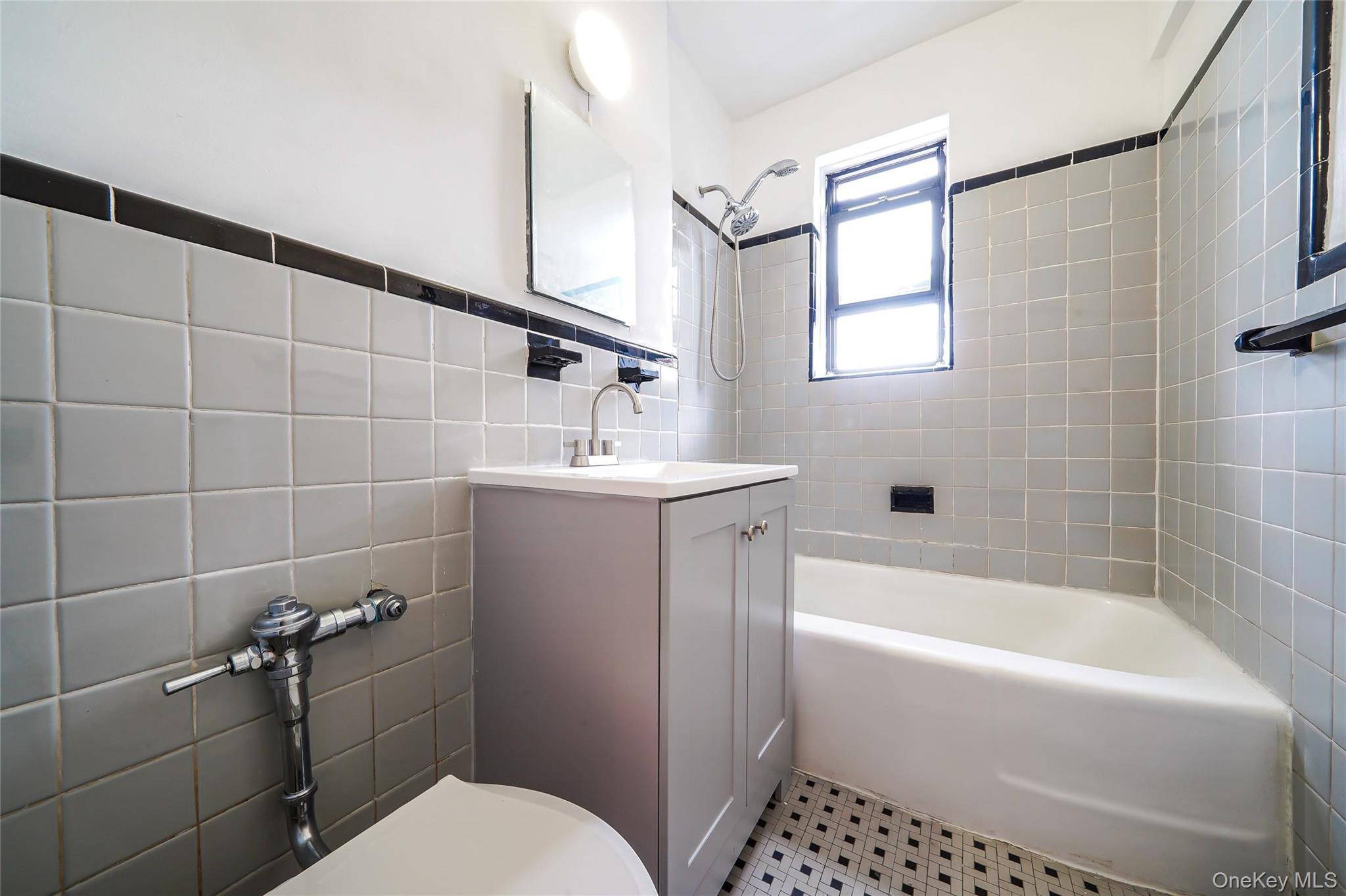 1 Fisher Drive Unit: 207