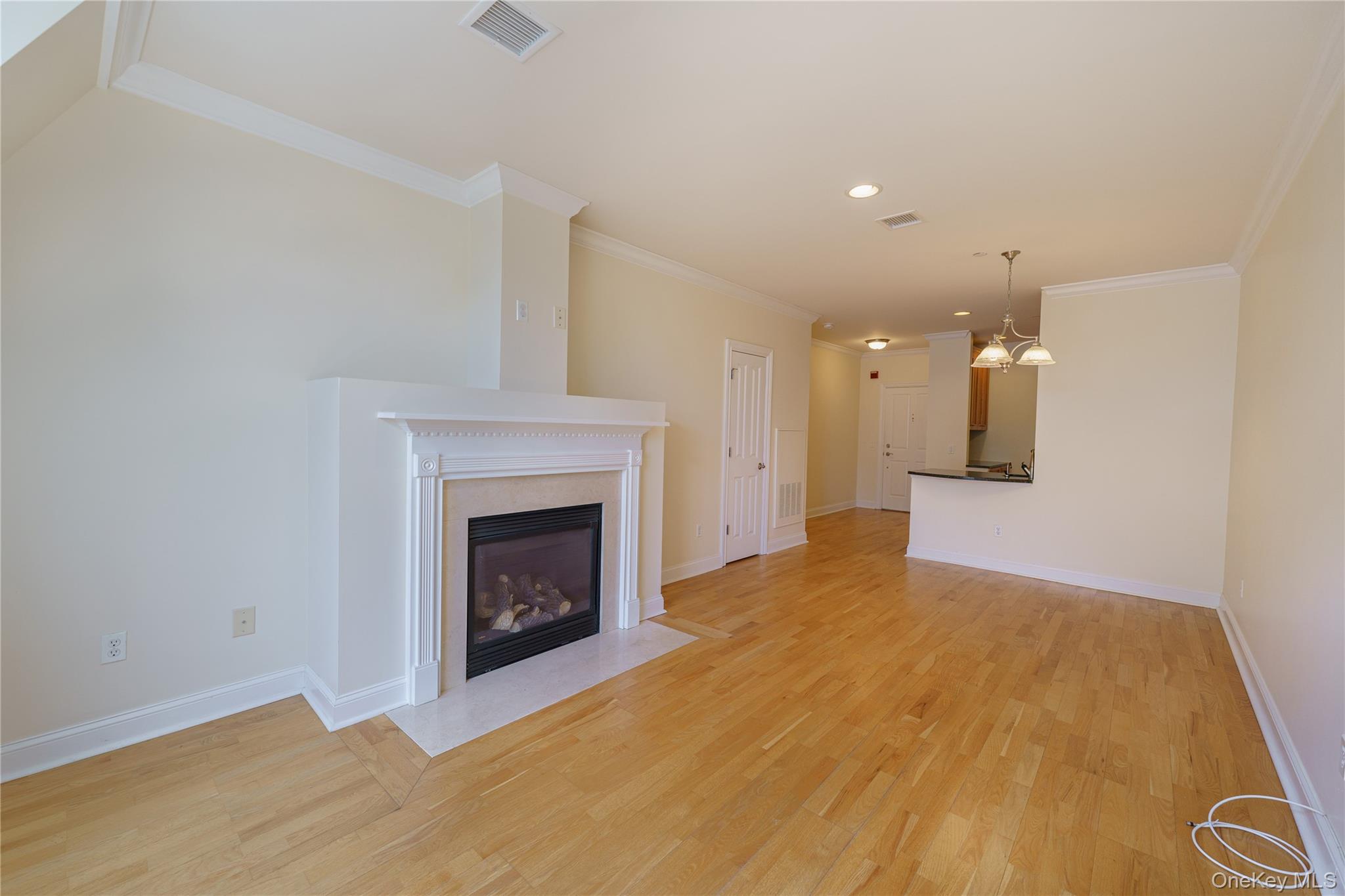 55 1st Street Unit: 408