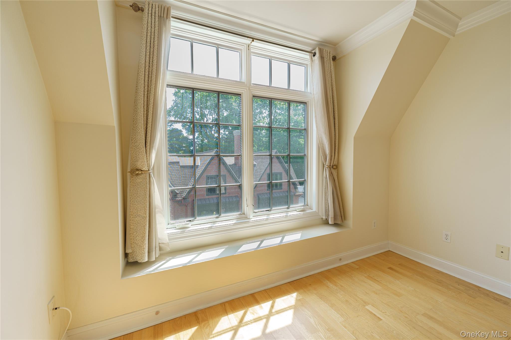 55 1st Street Unit: 408