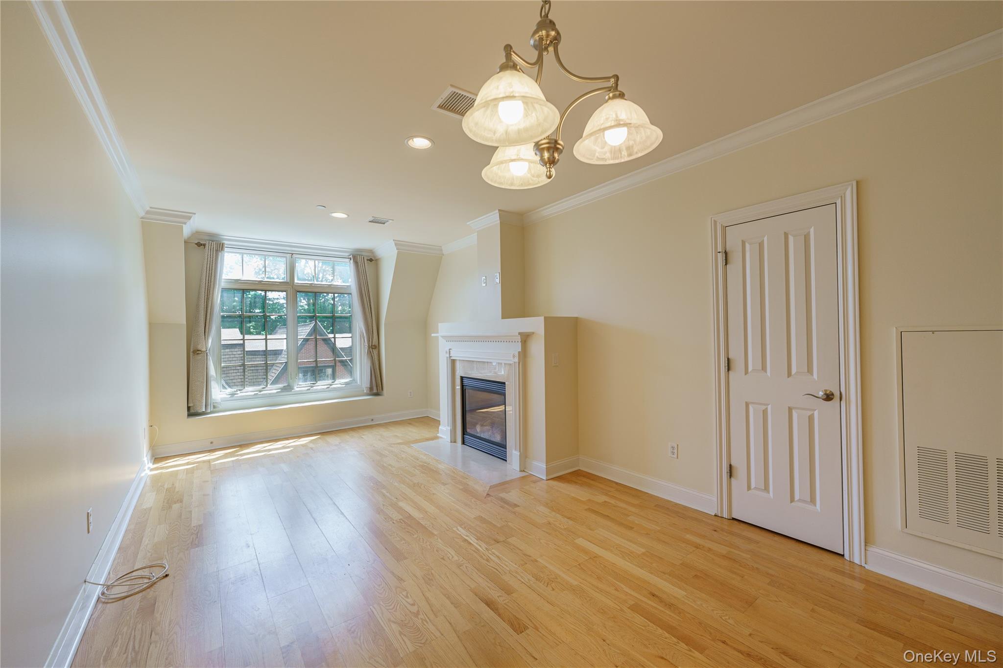 55 1st Street Unit: 408