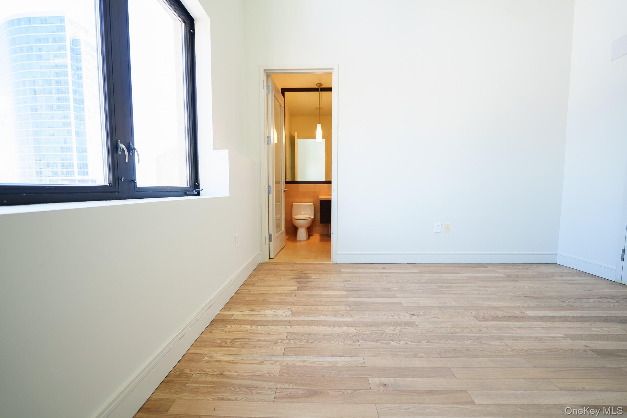 25 Leroy Place Unit: PH1