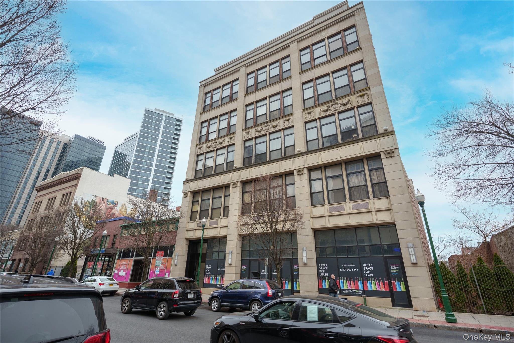 25 Leroy Place Unit: PH1