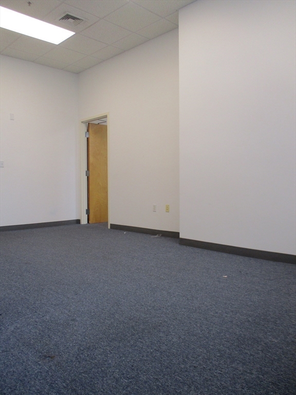 26 Lincoln St. # 8