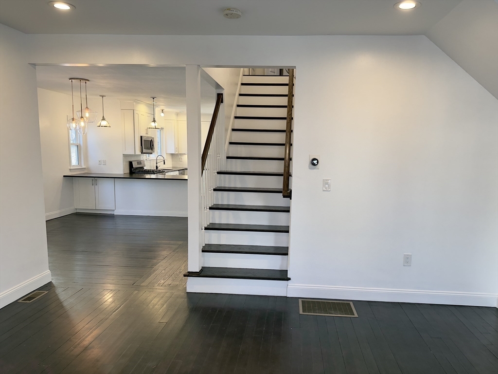 12 Princeton St # 12