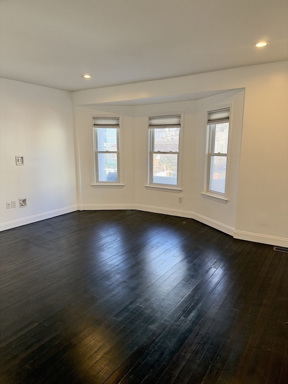 12 Princeton St # 12
