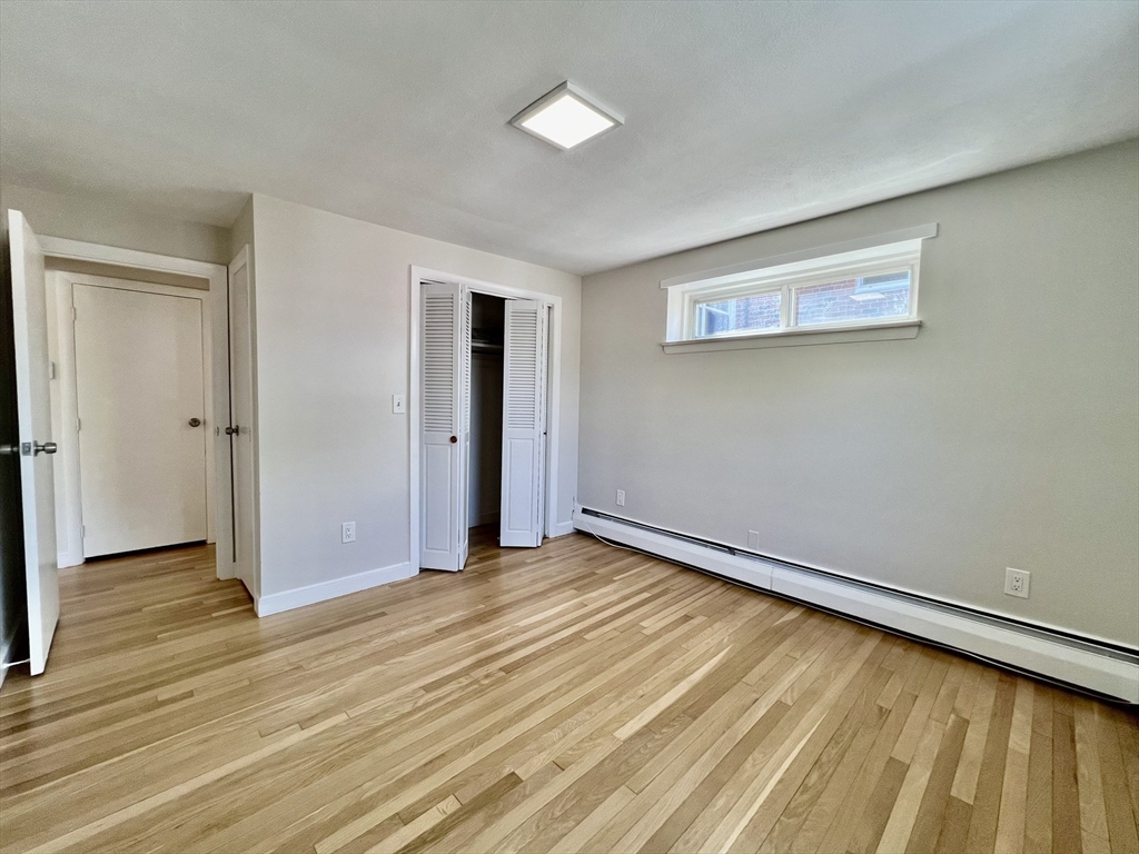 15 Commonwealth Ct # 14