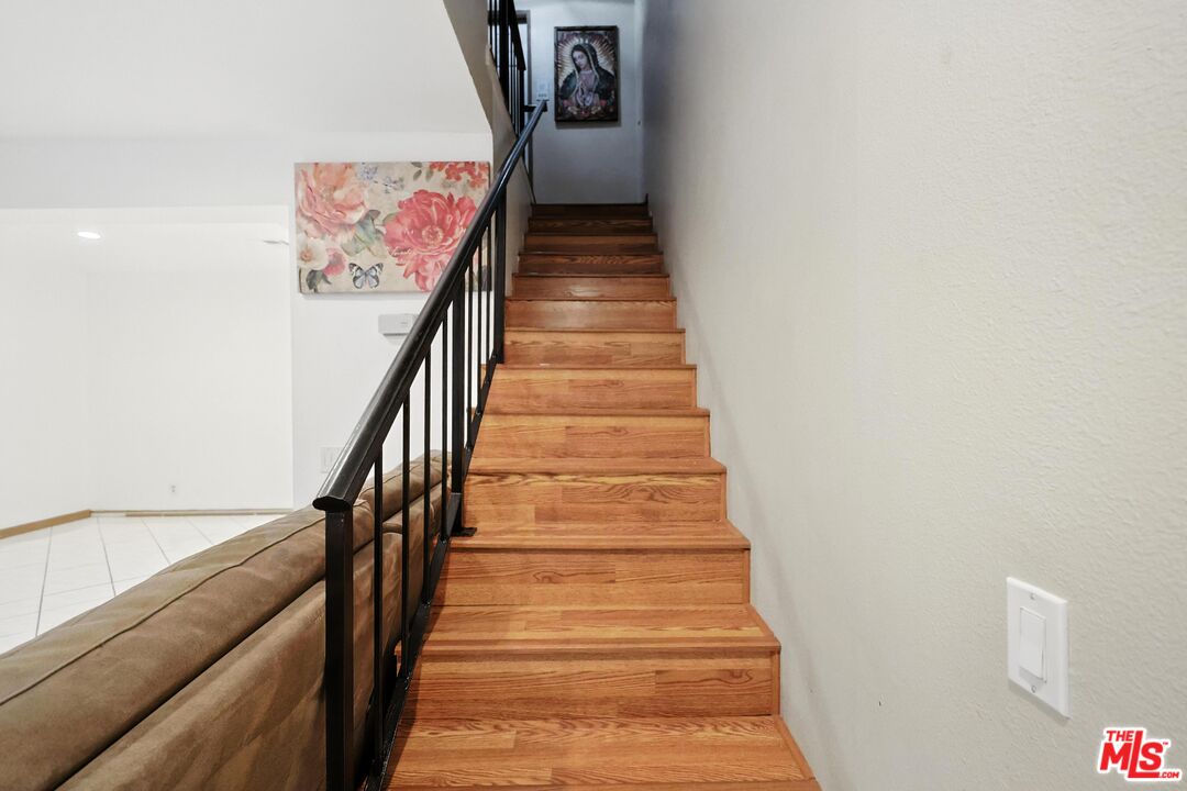 7422 Hazeltine Ave Unit: 3