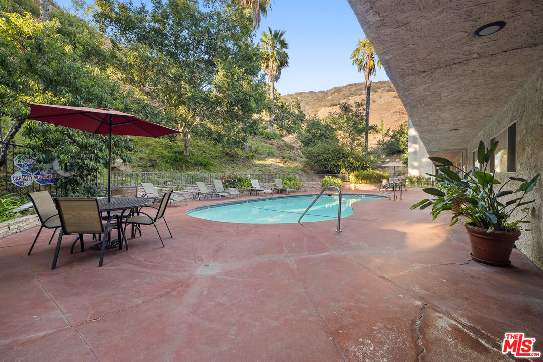 2700 Cahuenga Blvd Unit: 3108