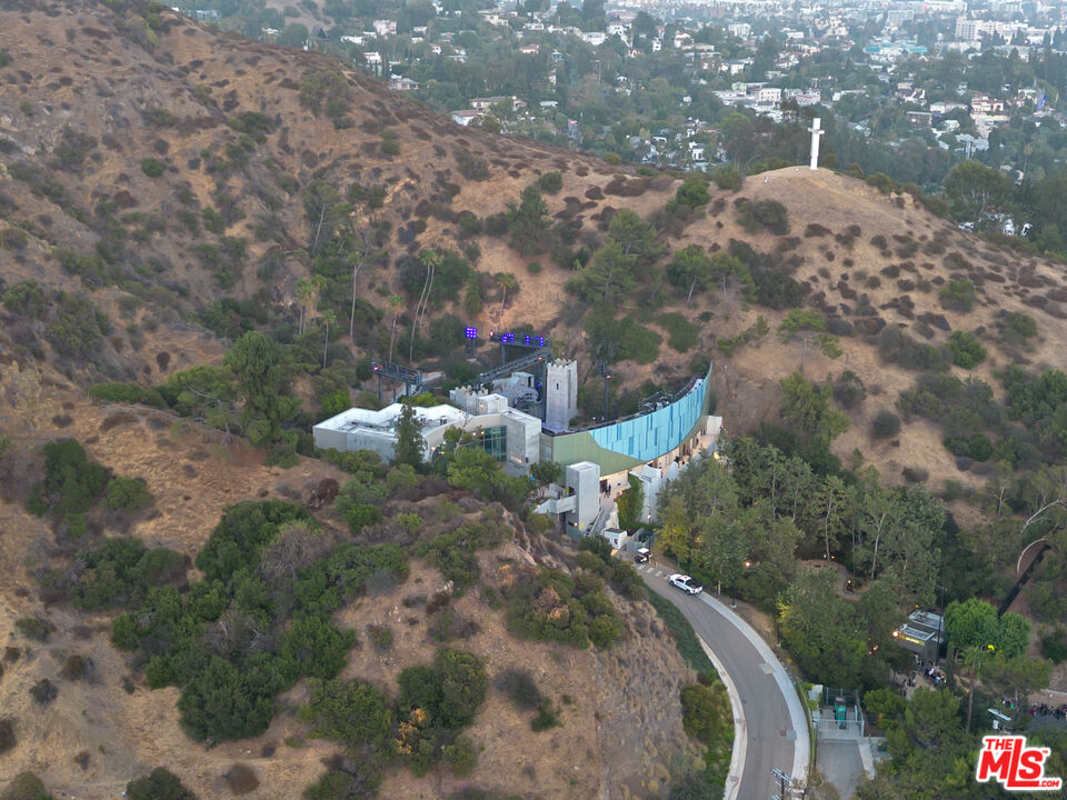 2700 Cahuenga Blvd Unit: 3108