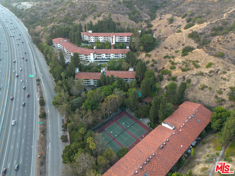 2700 Cahuenga Blvd Unit: 3108