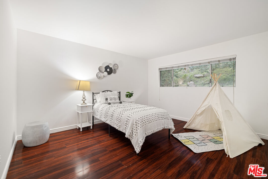 2700 Cahuenga Blvd Unit: 3108