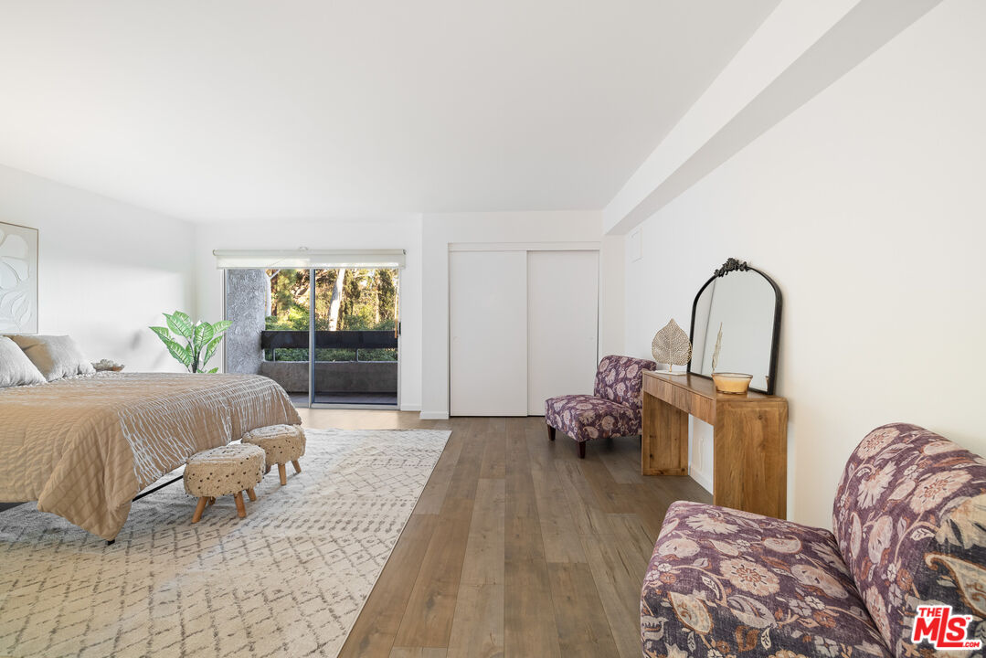 2700 Cahuenga Blvd Unit: 3108