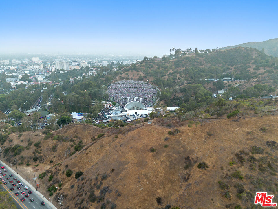 2700 Cahuenga Blvd Unit: 3108