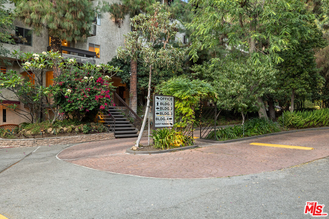 2700 Cahuenga Blvd Unit: 3108