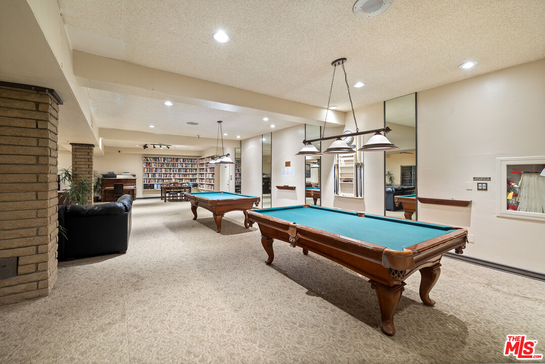 2700 Cahuenga Blvd Unit: 3108