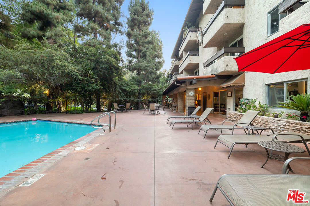 2700 Cahuenga Blvd Unit: 3108