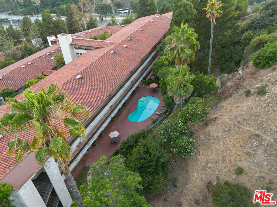 2700 Cahuenga Blvd Unit: 3108
