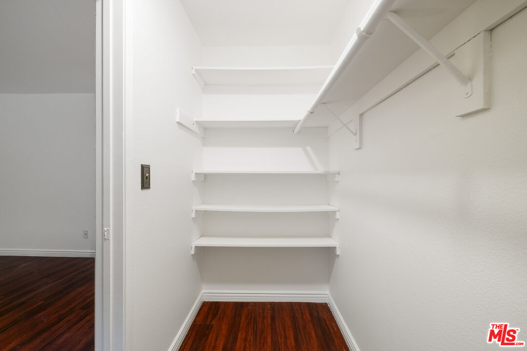 2700 Cahuenga Blvd Unit: 3108