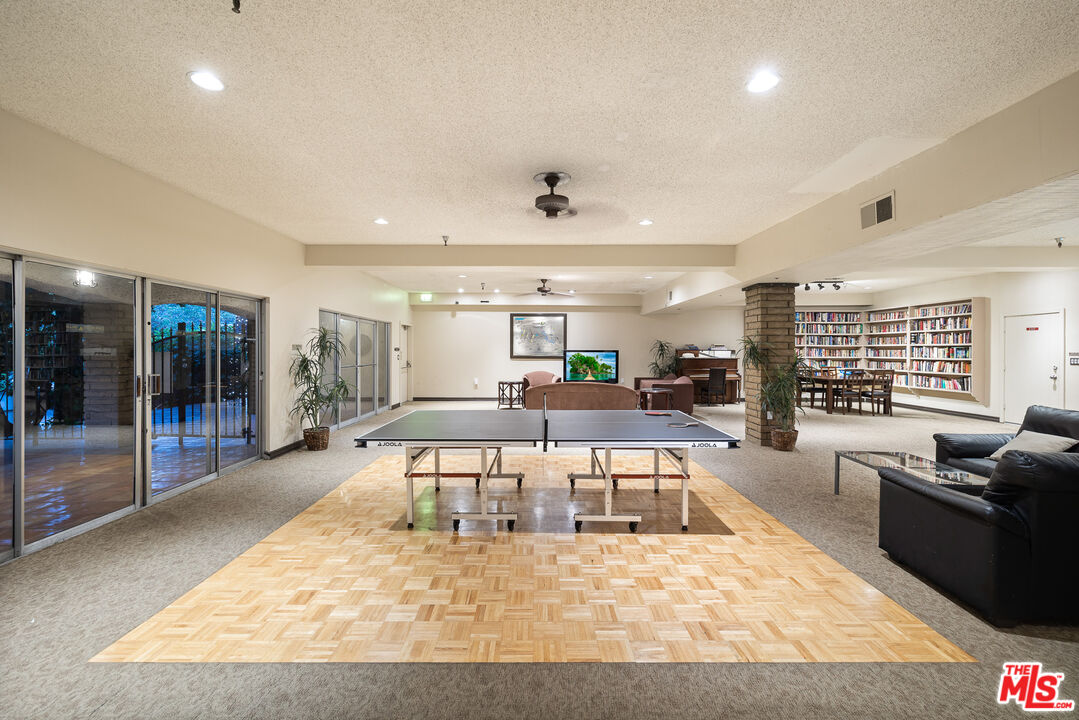 2700 Cahuenga Blvd Unit: 3108