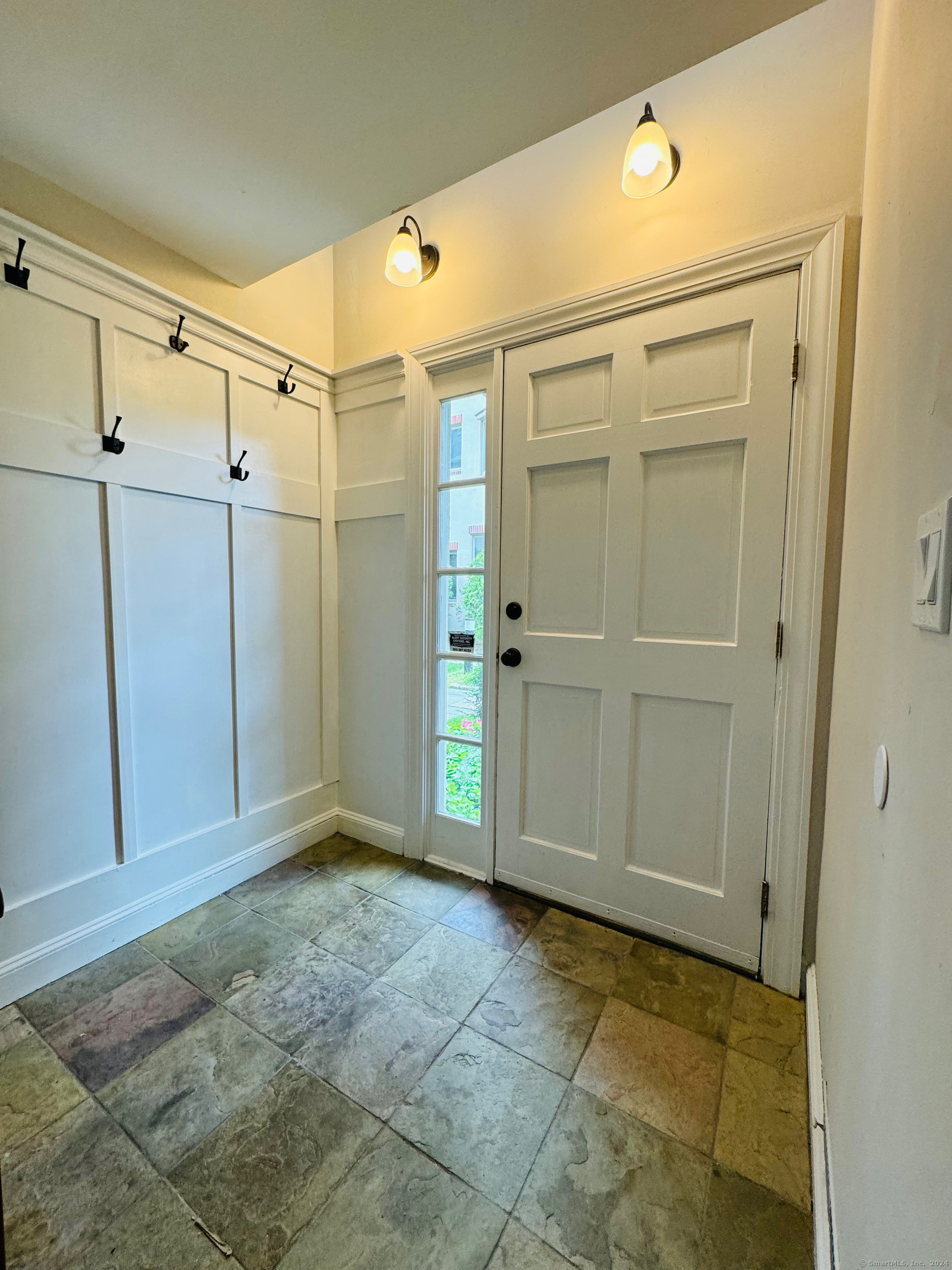869 Orange Street APT 10W