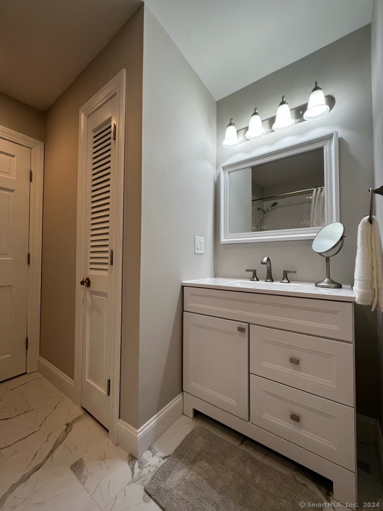 869 Orange Street APT 10W