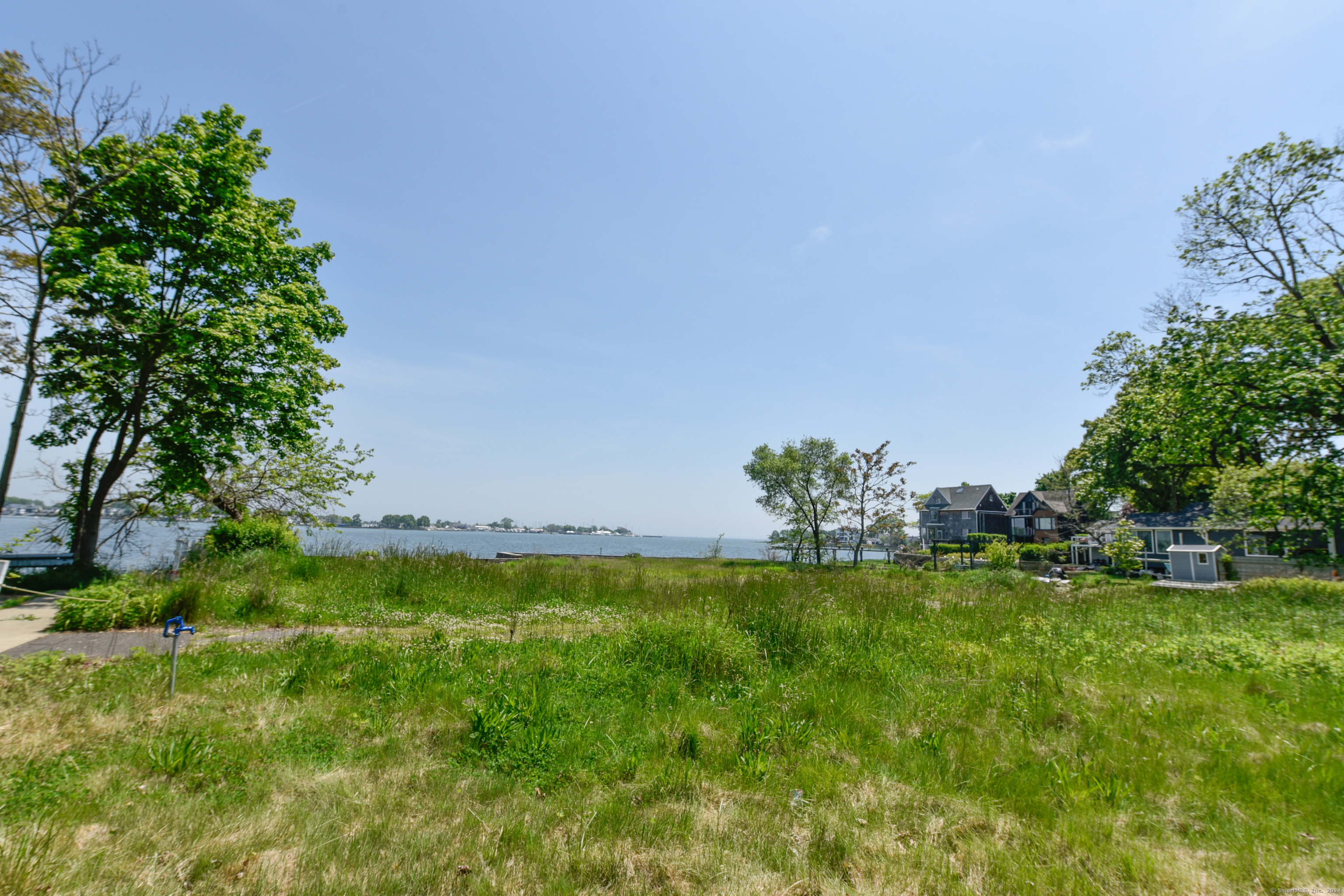 22 Lowndes Avenue