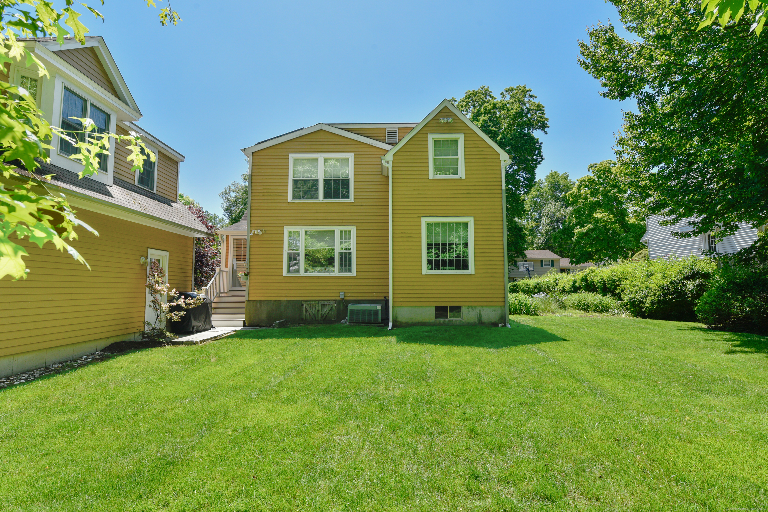 30 Youngstown Road