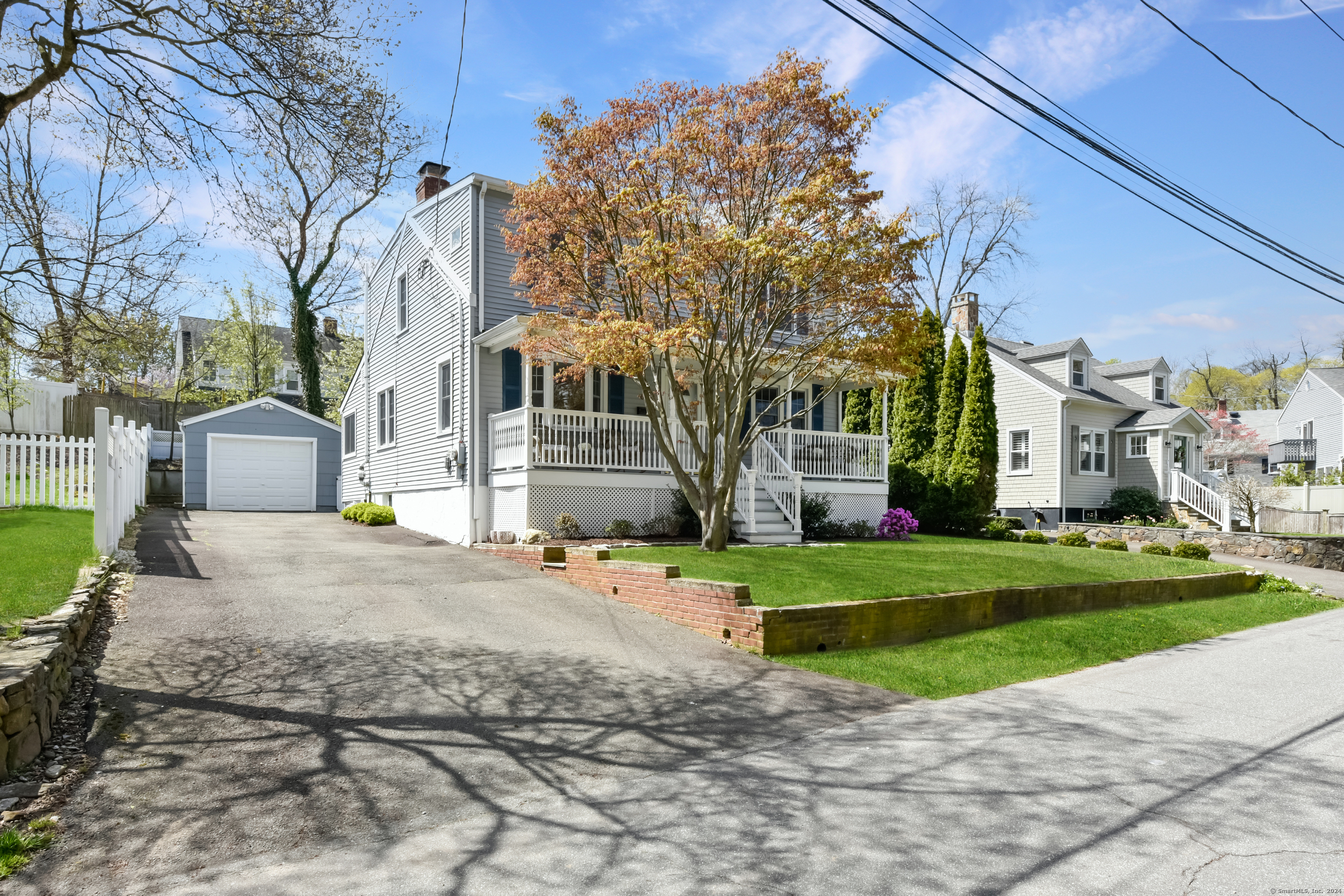 64 Woodside Avenue