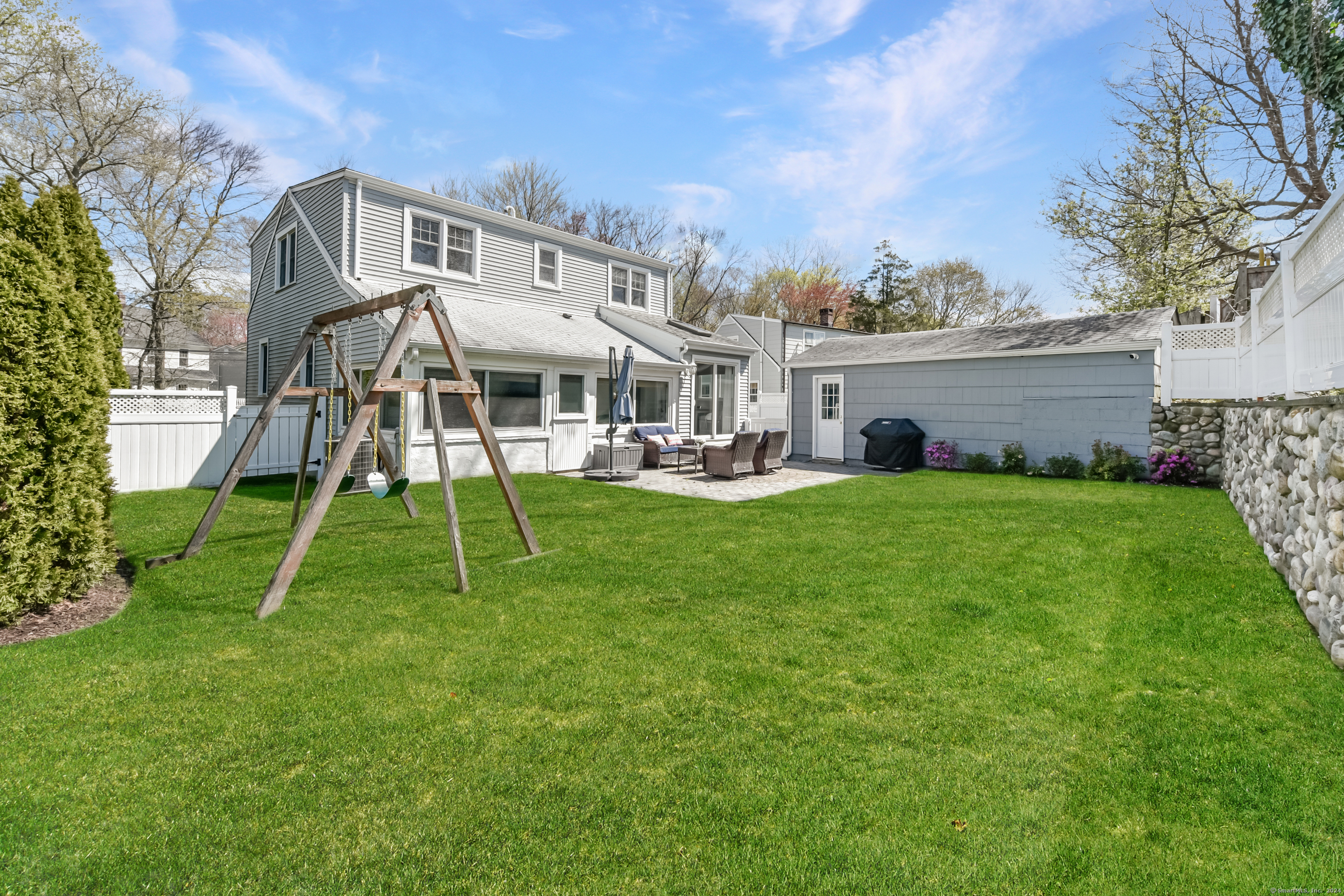 64 Woodside Avenue