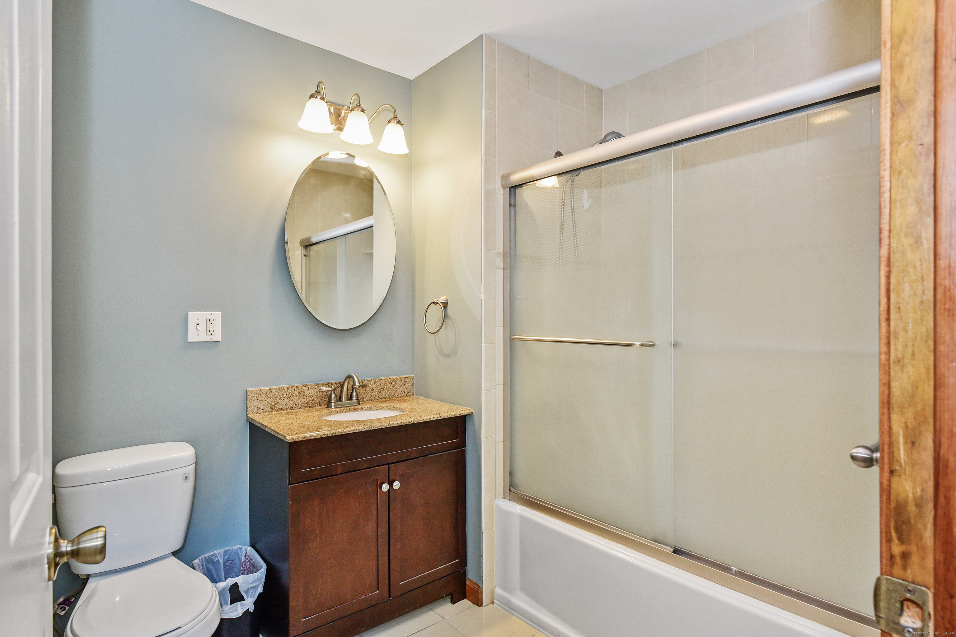 462 Glendale Avenue 18