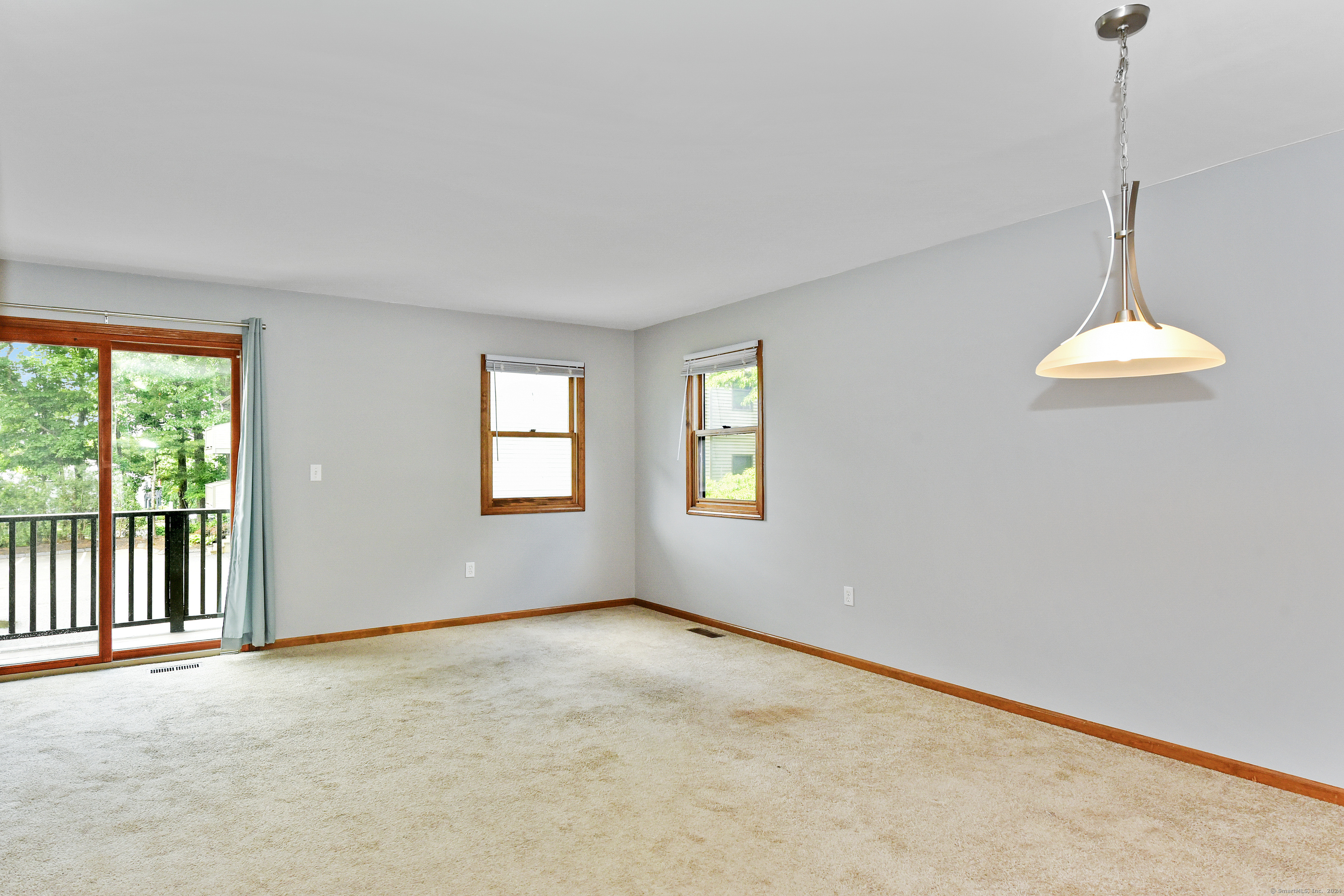 462 Glendale Avenue 18