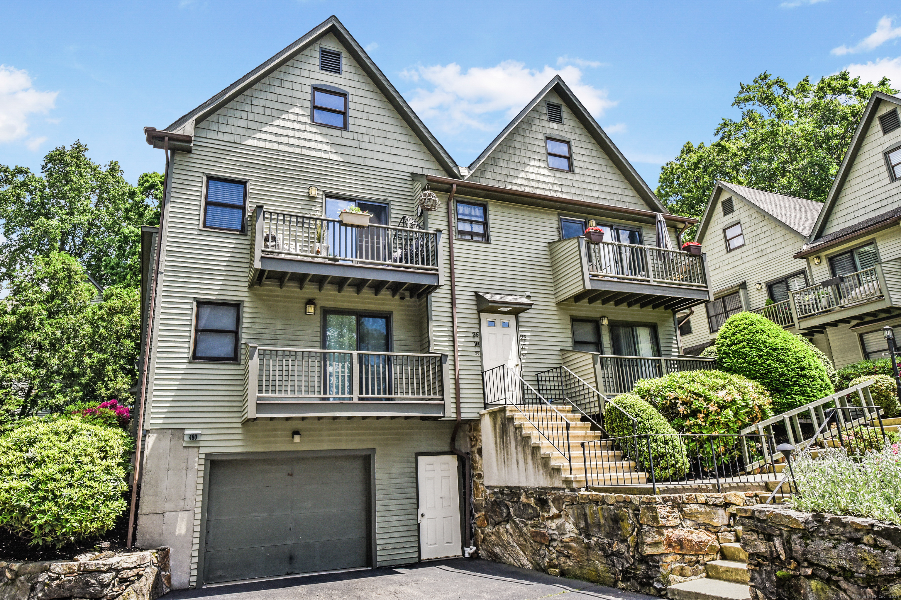 462 Glendale Avenue 18