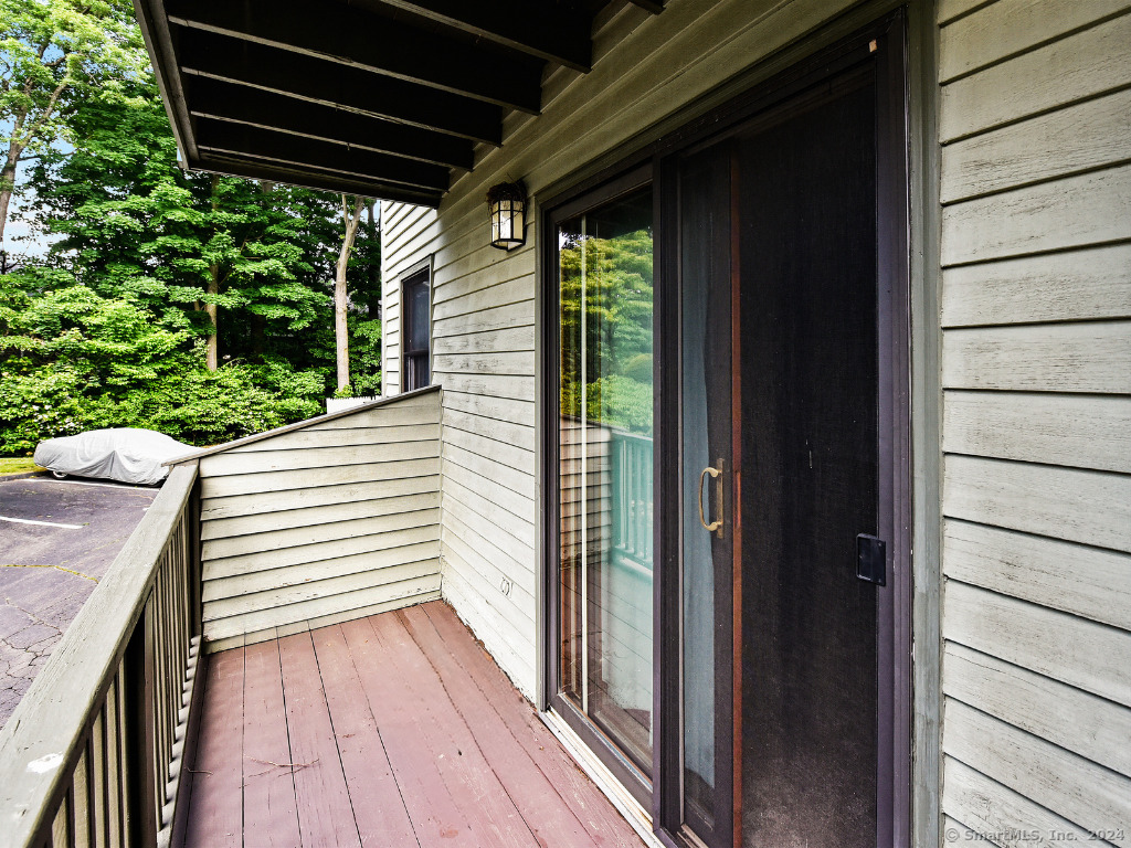 462 Glendale Avenue 18
