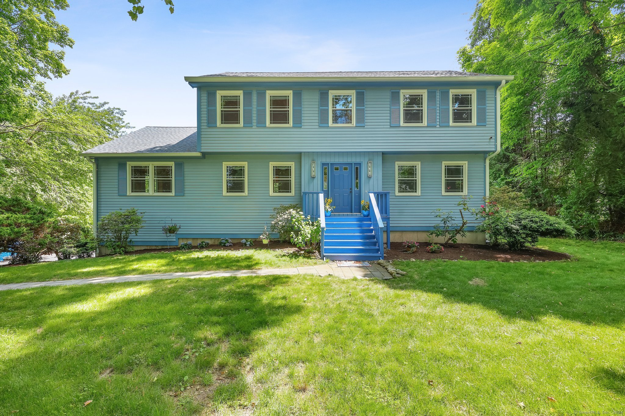 15 Lake Avenue