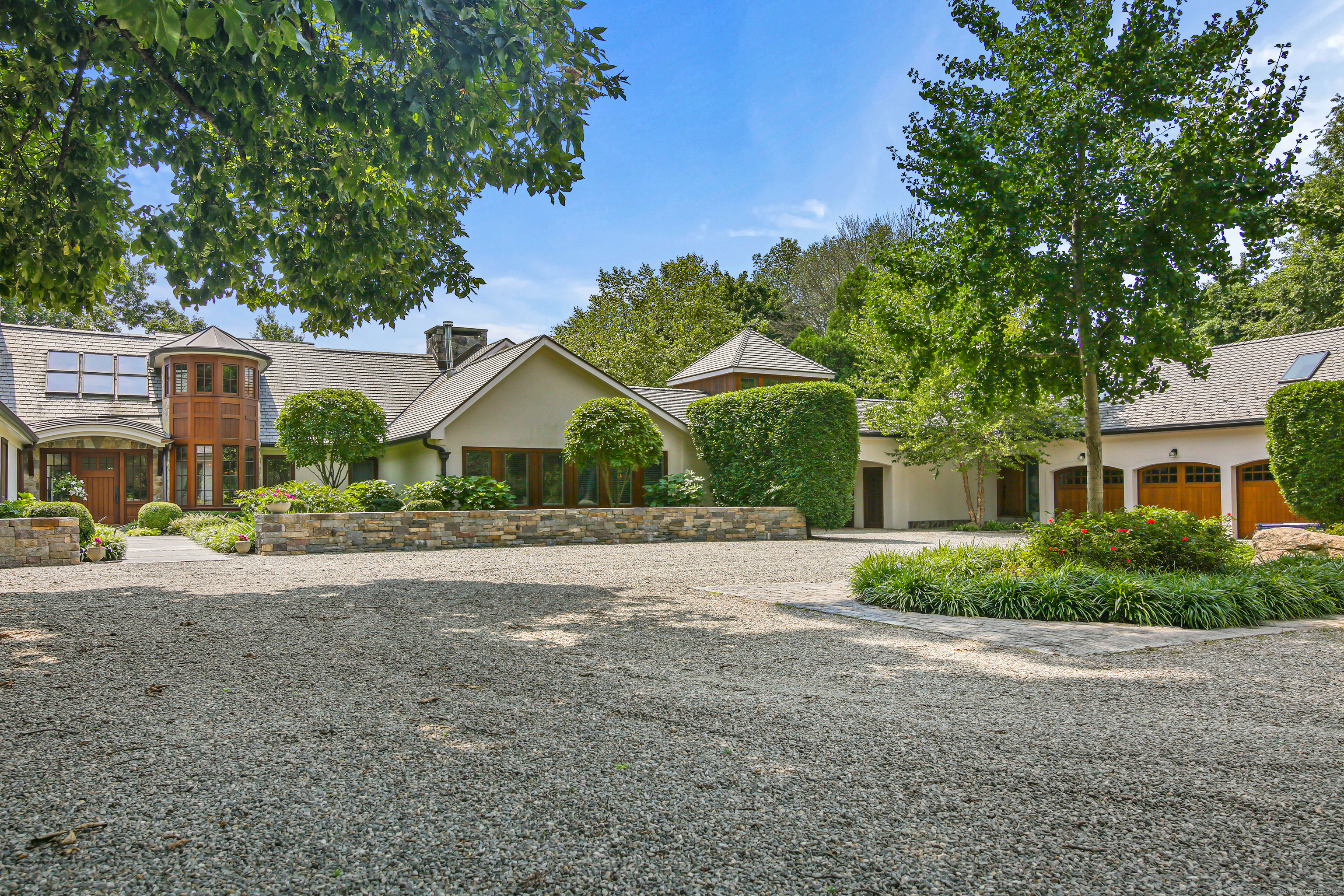 6 Fraser Road