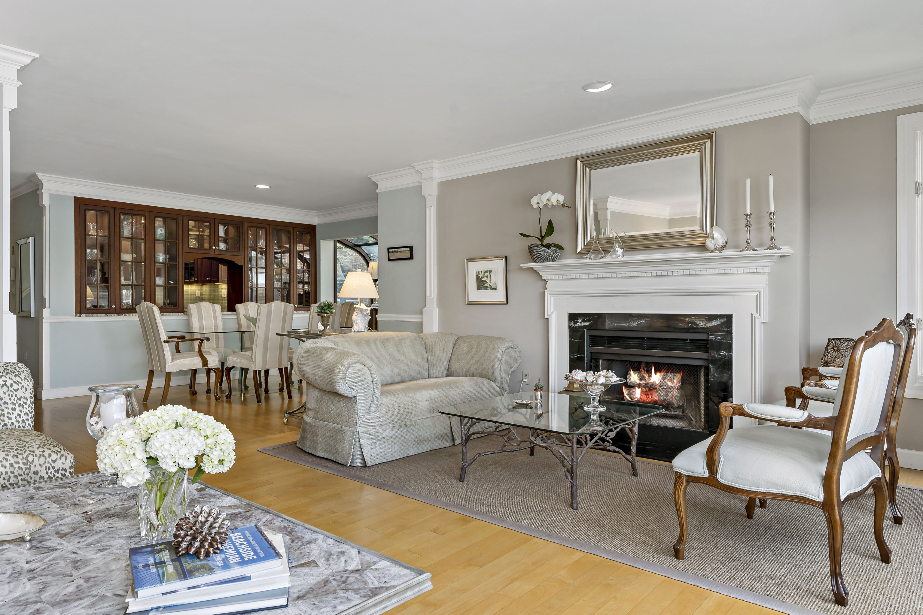 123 Harbor Drive APT 103