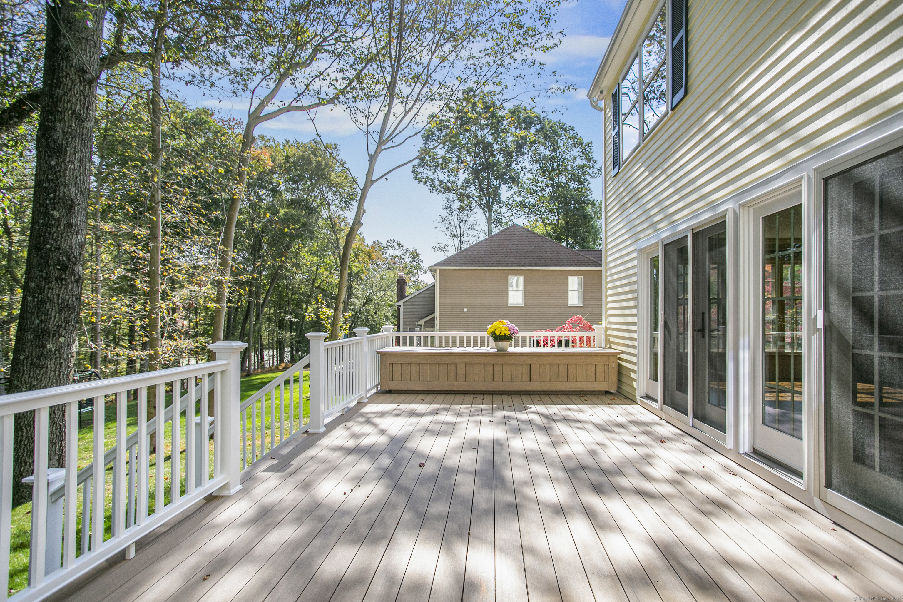 910 Flintlock Road