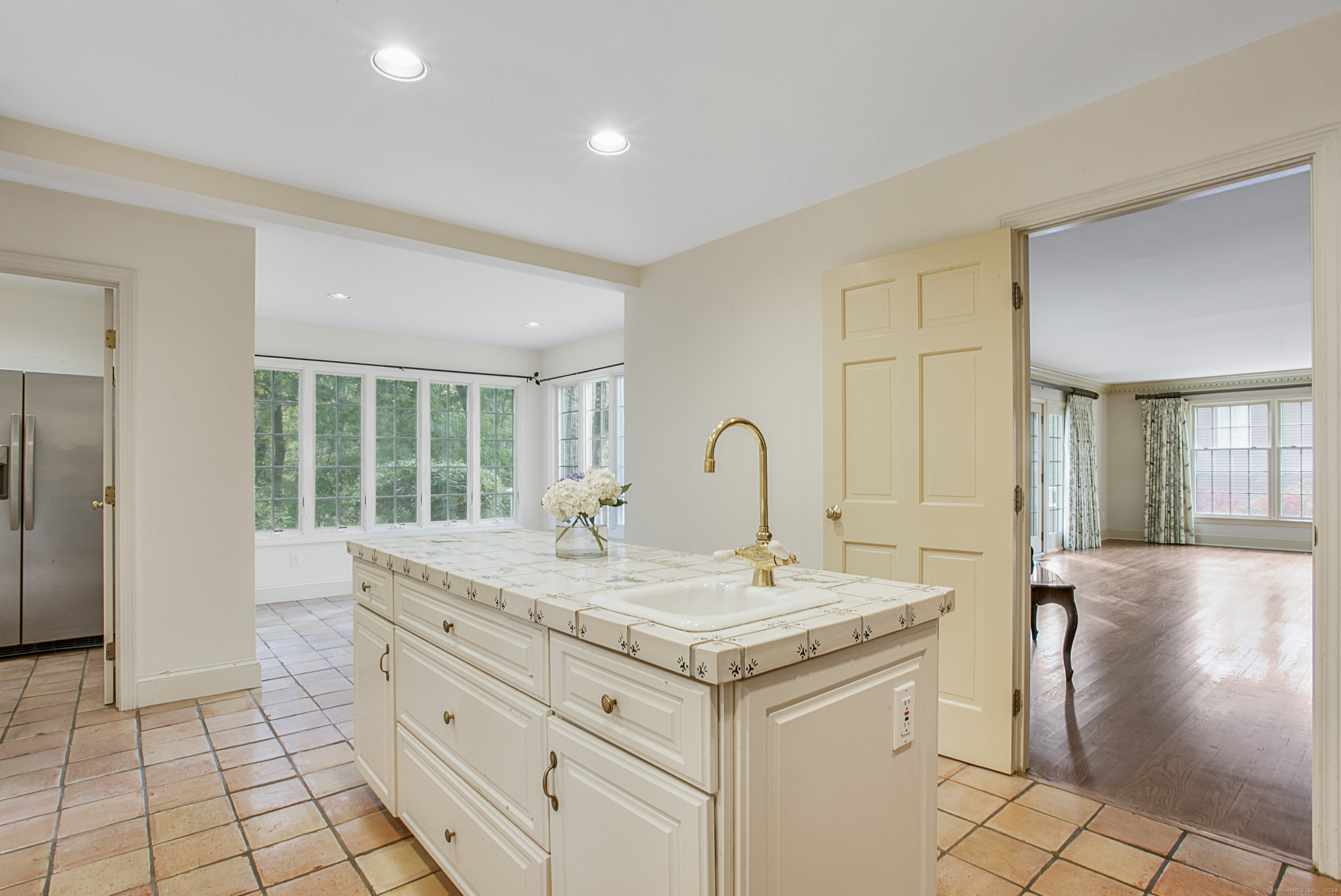 910 Flintlock Road