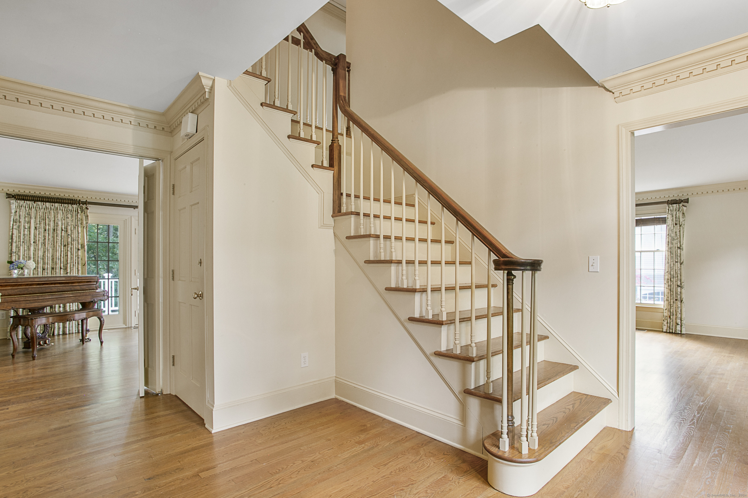 910 Flintlock Road