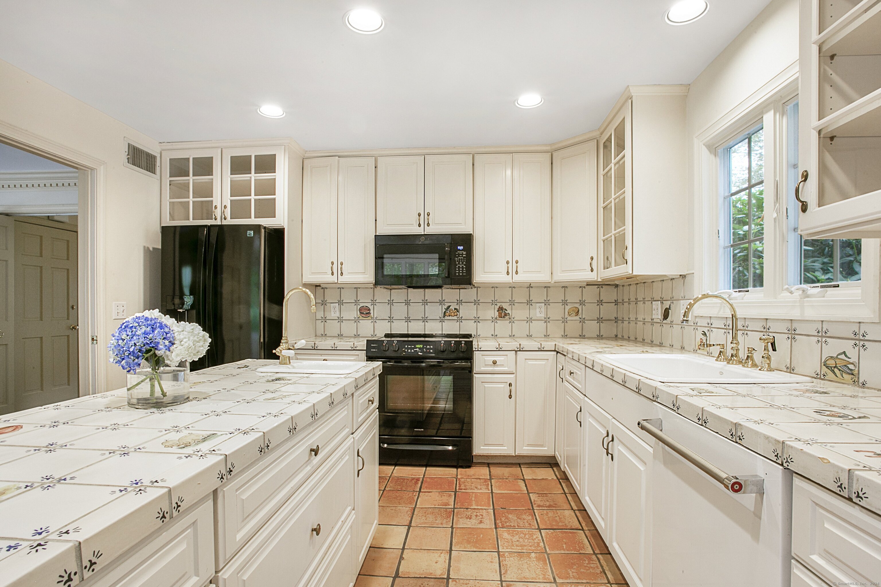 910 Flintlock Road