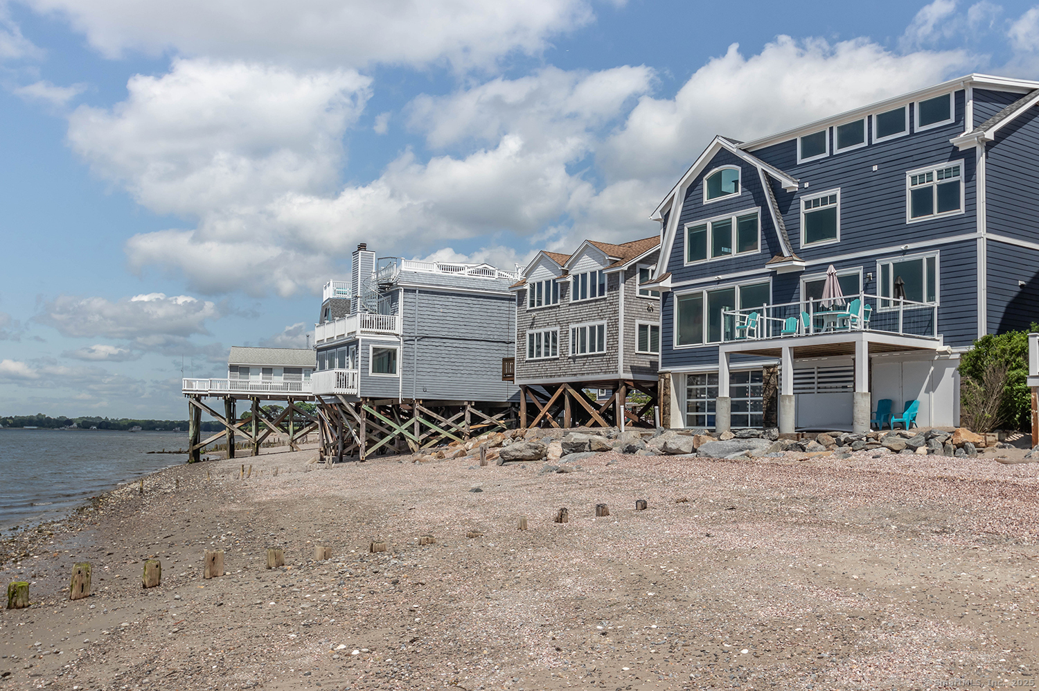 2131 Fairfield Beach Road Summer '25