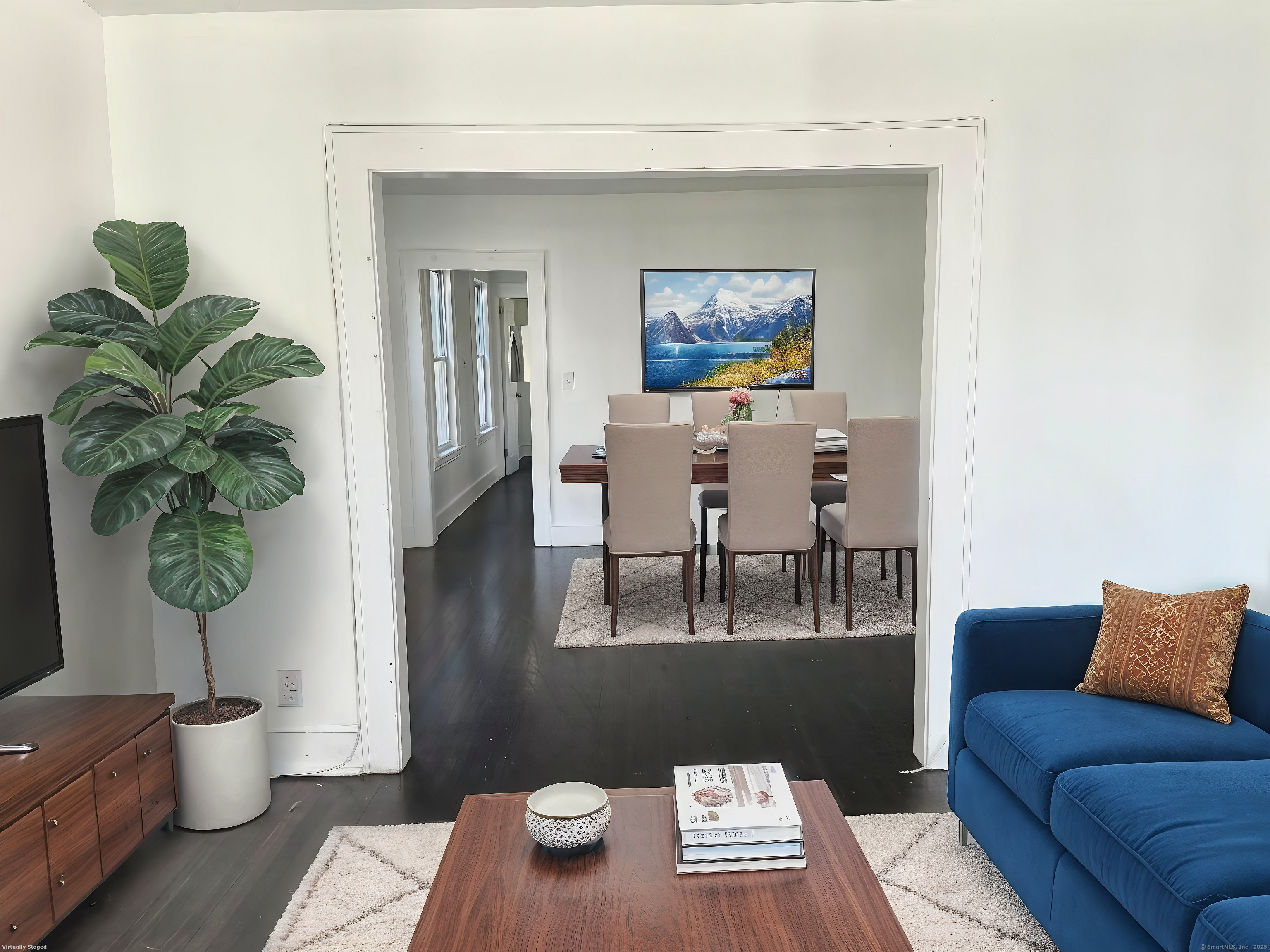 560 Garfield Avenue FL 1