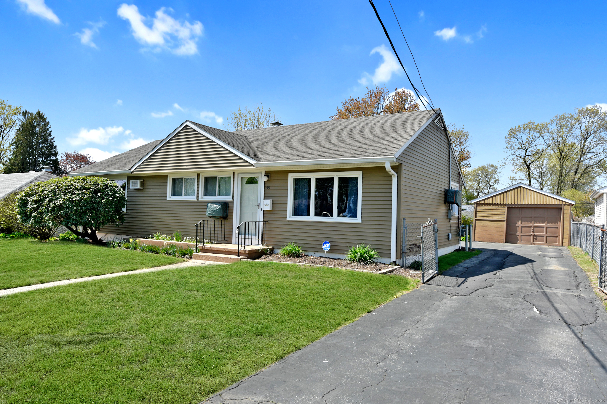 59 Leonard Drive